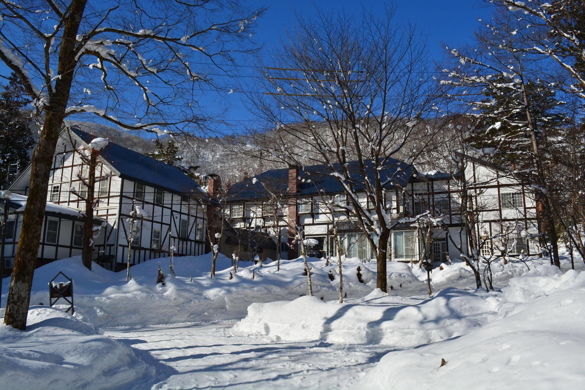 Hotel Sejour Mint In Хакуба Екстериор снимка