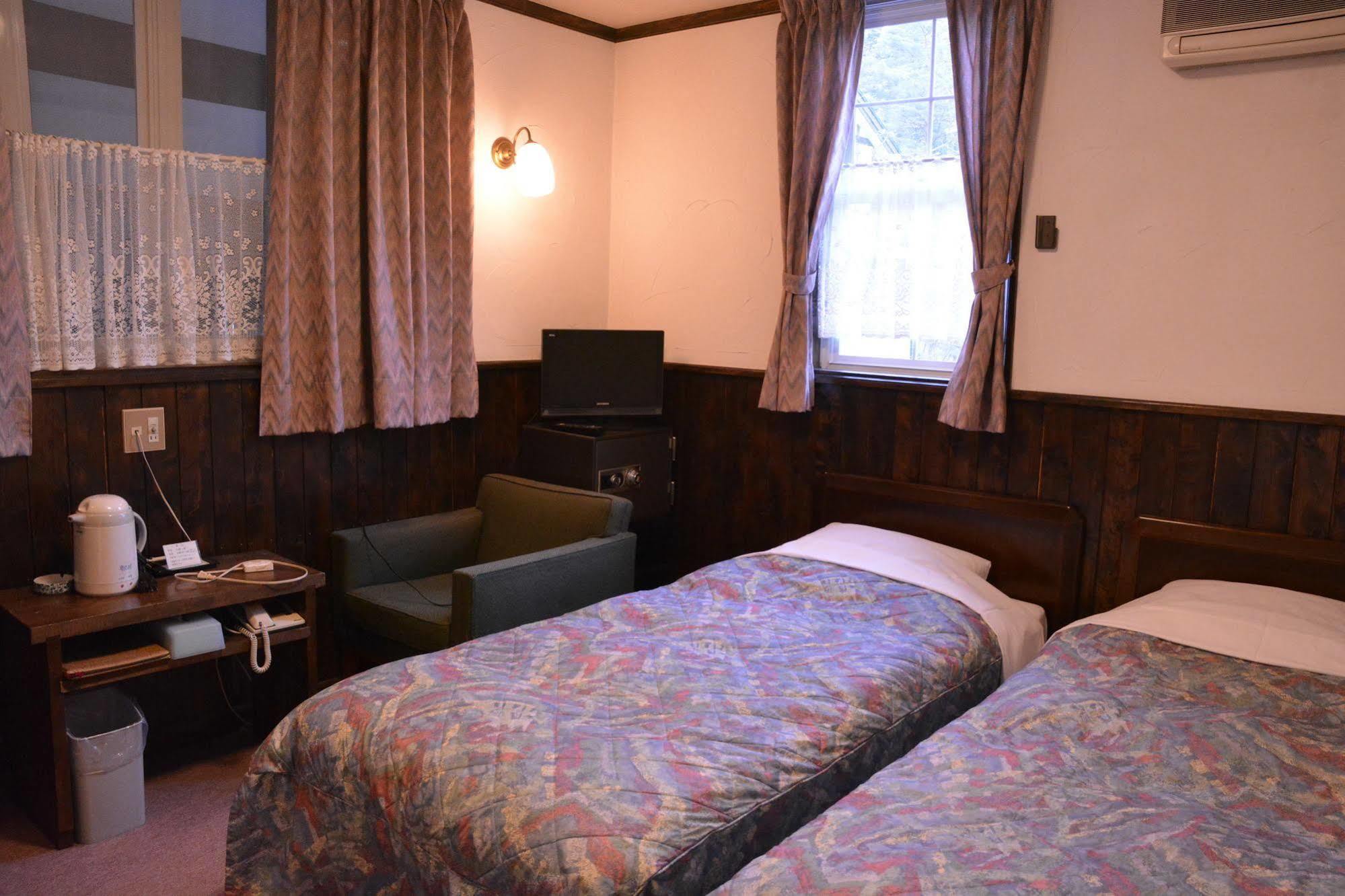 Hotel Sejour Mint In Хакуба Екстериор снимка