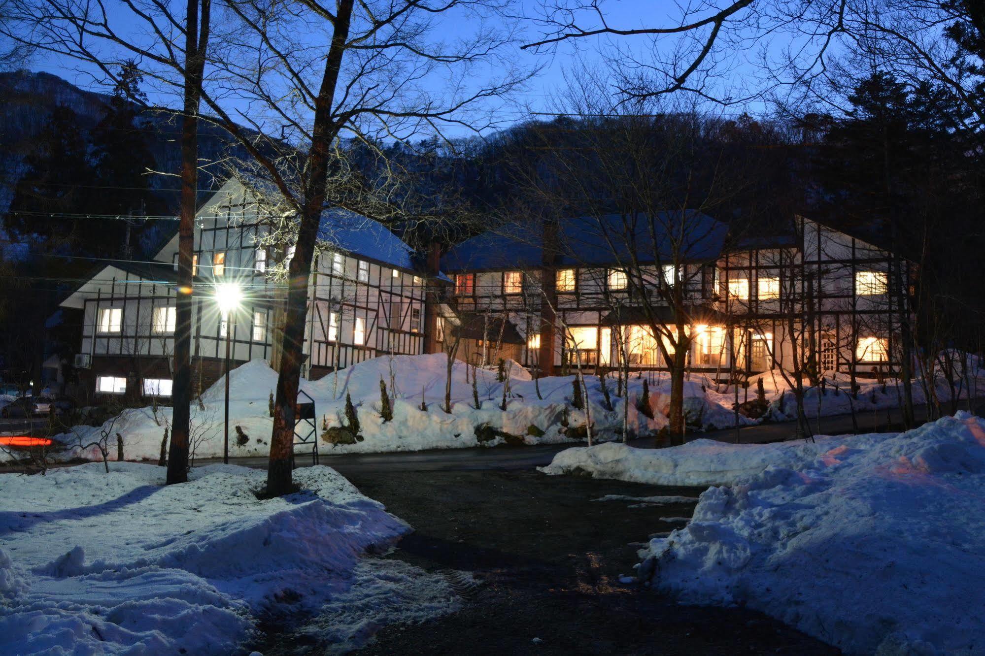 Hotel Sejour Mint In Хакуба Екстериор снимка